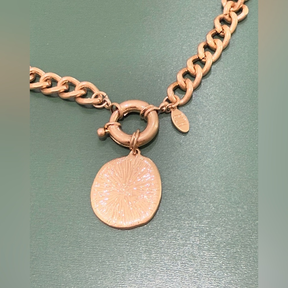 8 Other Reasons | Maddison Necklace - Picture 2 of 5
